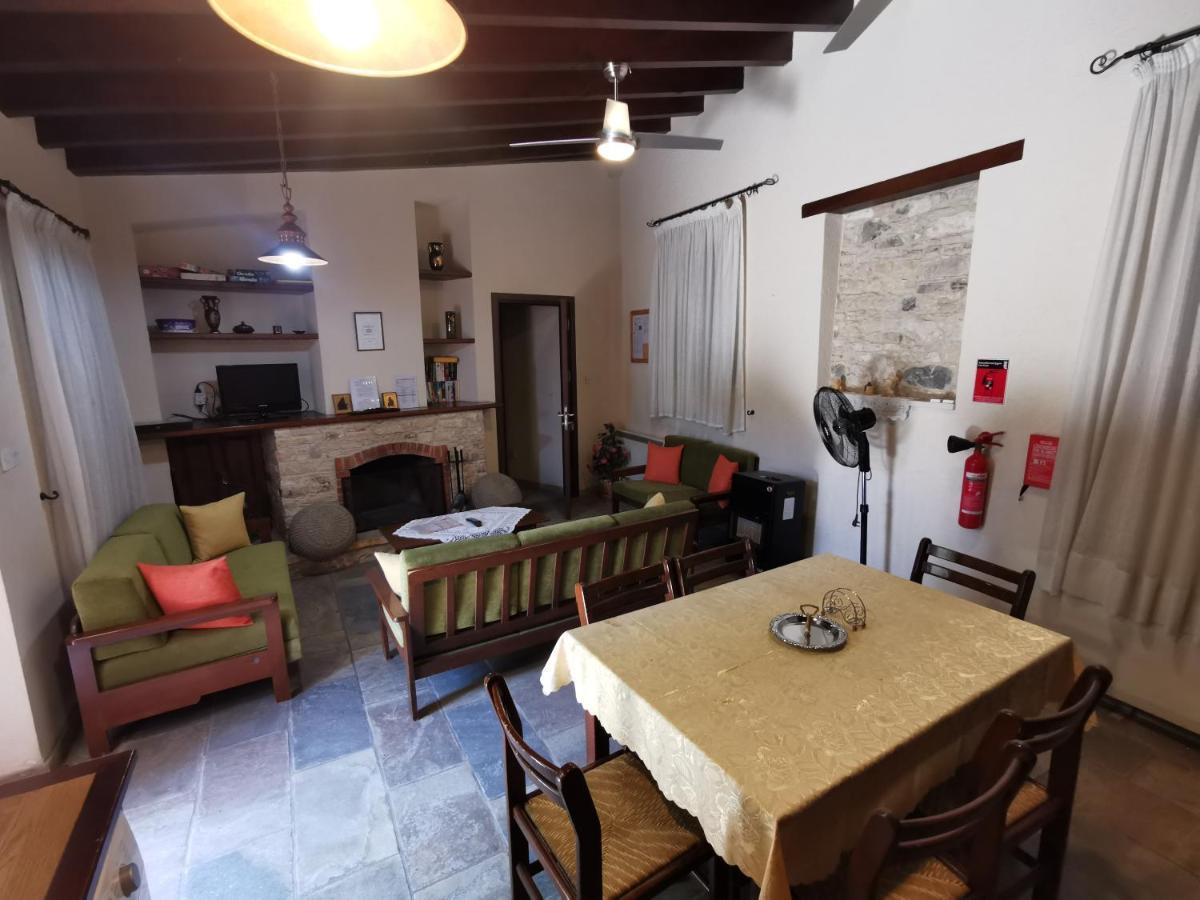 Villa Stou Kir Yianni Omodos Esterno foto